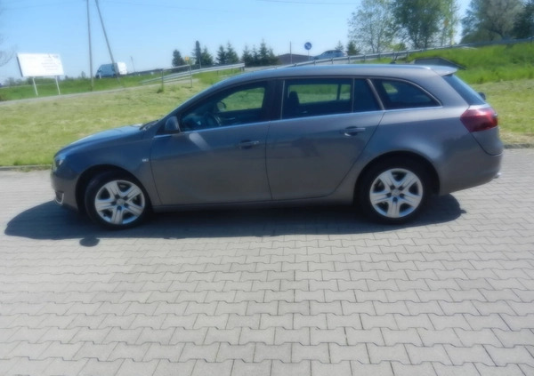 Opel Insignia cena 41700 przebieg: 220000, rok produkcji 2017 z Kraków małe 781